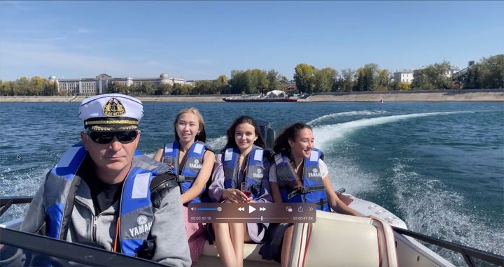 Экскурсия на лодке от ледокола «Ангара» по Иркутскому водохранилищу